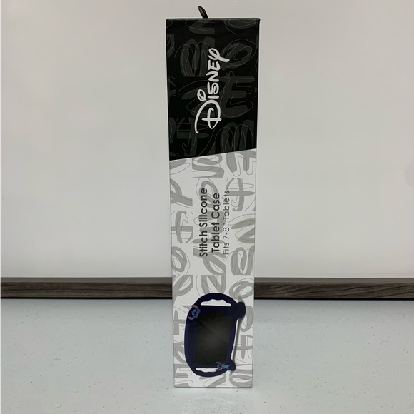 Disney Lilo & Stitch Silicone Tablet Case-New in Box - Picture 2 of 9